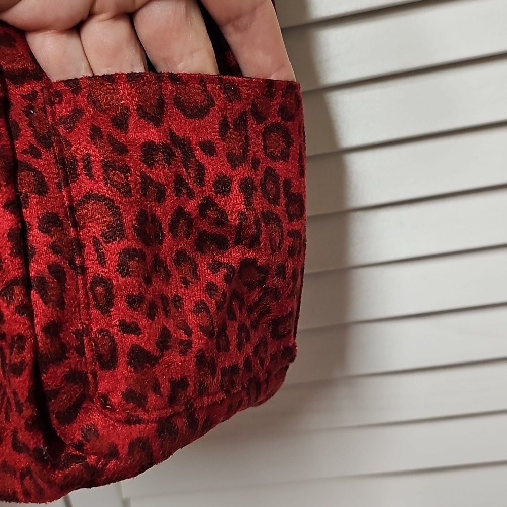 NWT Neiman Marcus Red Faux Suede Leopard Print Tote Bag Faux Leather Straps - Picture 3 of 10